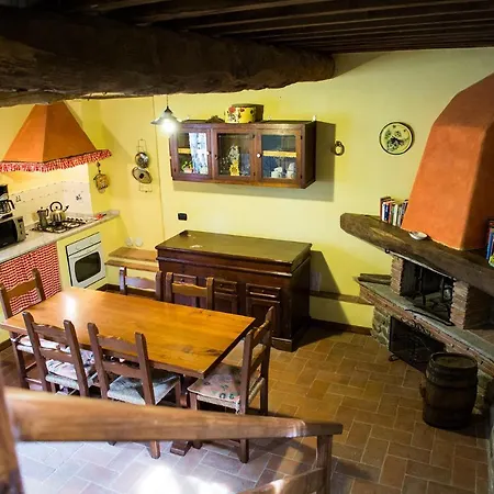 A Casa Del Tosi Фермерский дом